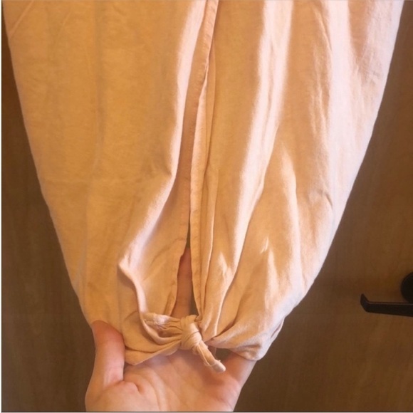 Francesca's Size Small Light Pink Open Back Top. - Picture 6 of 7